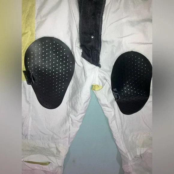 NWTs Dainese Nevada 0K Motorcycle Jeans (DuPont Kevlar Interlining) 34x32